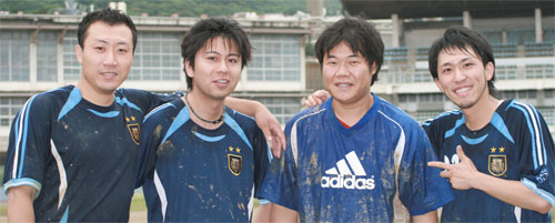 社会人サッカーチーム サレンダーズ